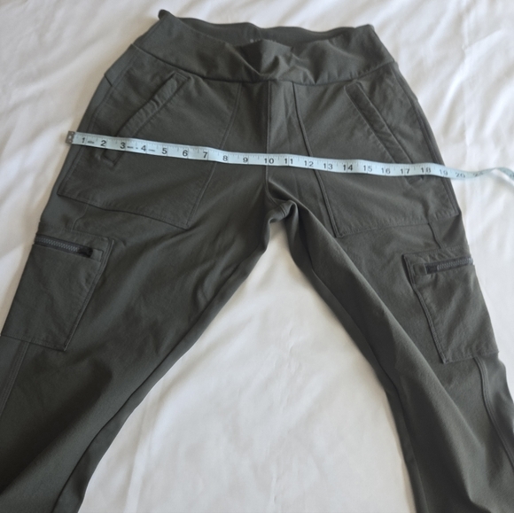 ATHLETA Headlands Hybrid Cargo Pants - Picture 6 of 8
